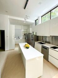 Ocean Drive (D4), Detached #558976881